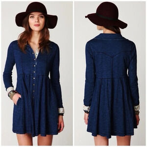 Free People 100% cotton button up dress Denim like Lightweight Size: M